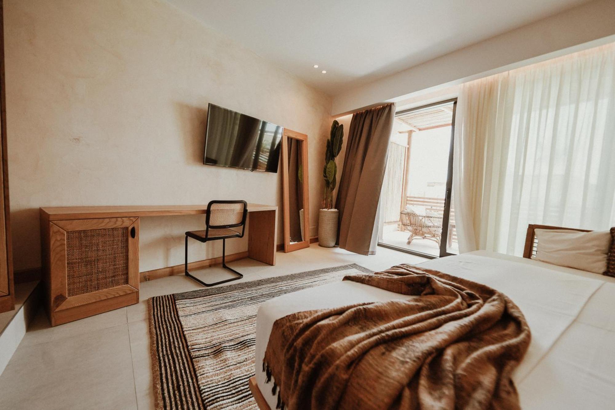 Lost Seaside Hotel Sarande Ngoại thất bức ảnh