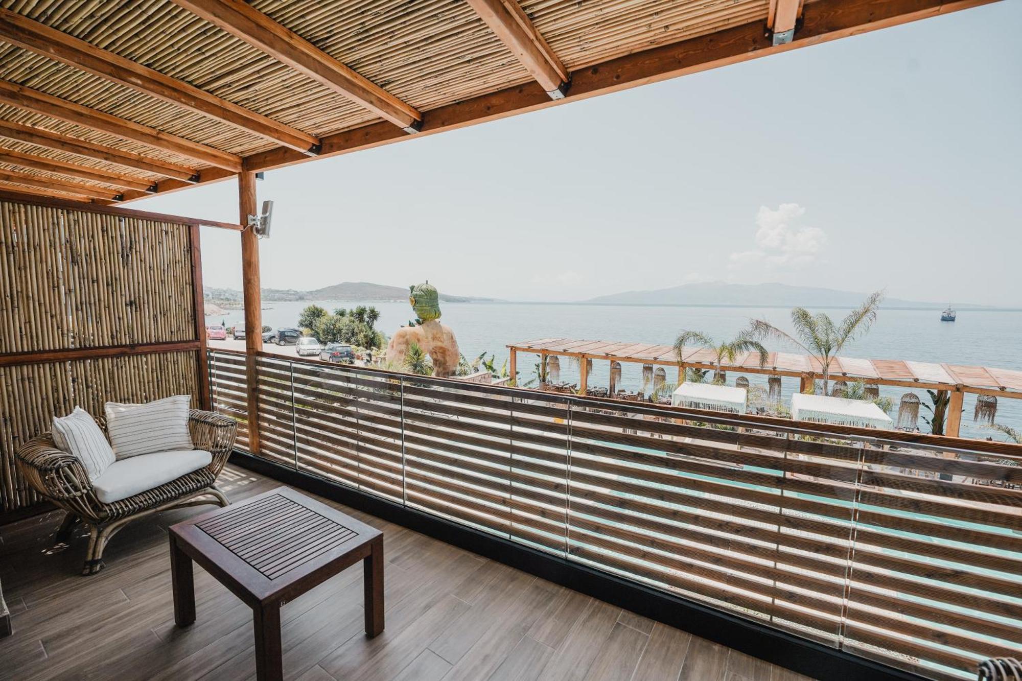 Lost Seaside Hotel Sarande Ngoại thất bức ảnh